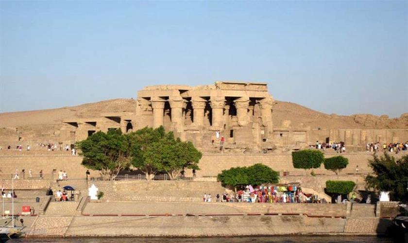 trips from luxor