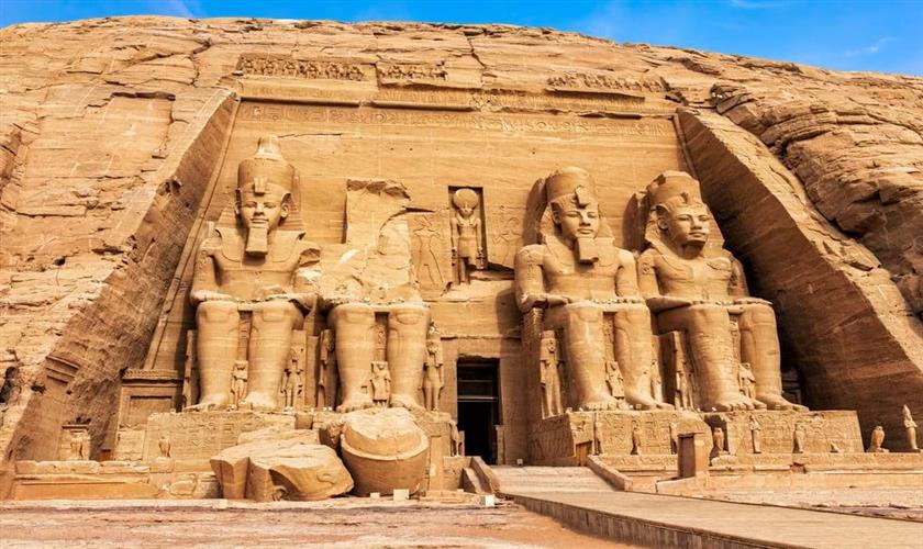 Abu Simbel temple visit from Luxor private trip