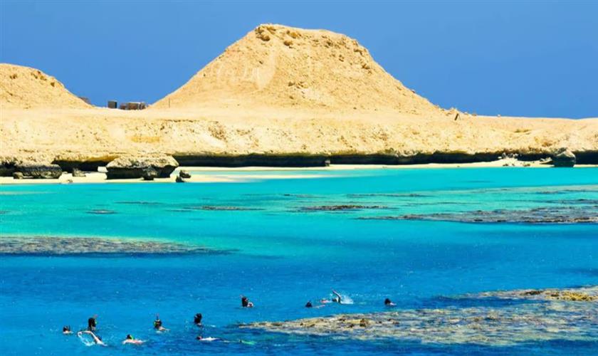 snorkeling trip hurghada